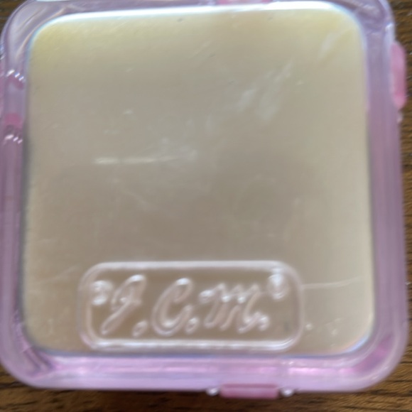 14kt Birthstone earrings June/Pink - Picture 5 of 5